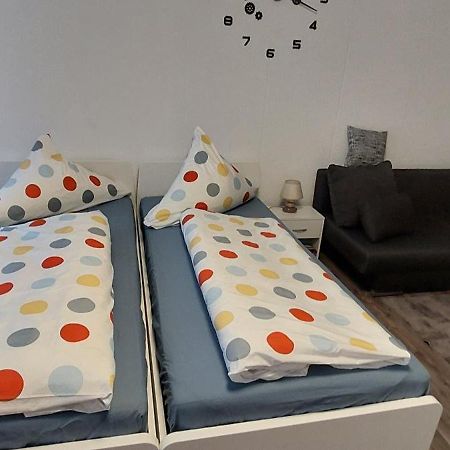 Fewo1&Frisch Renovierte Wohnung バート・ヴルツァッハ エクステリア 写真